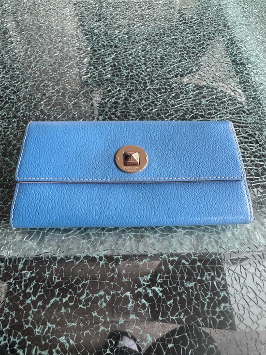 kate spade Handbags - kate‎ spade bright blue pebbled leather continental wallet with gold-tone logo